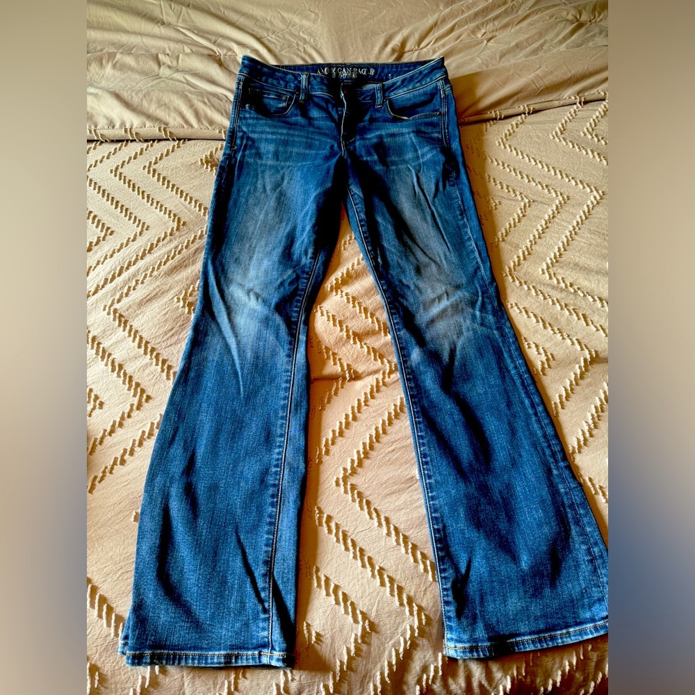 American Eagle Skinny Kick Jeans